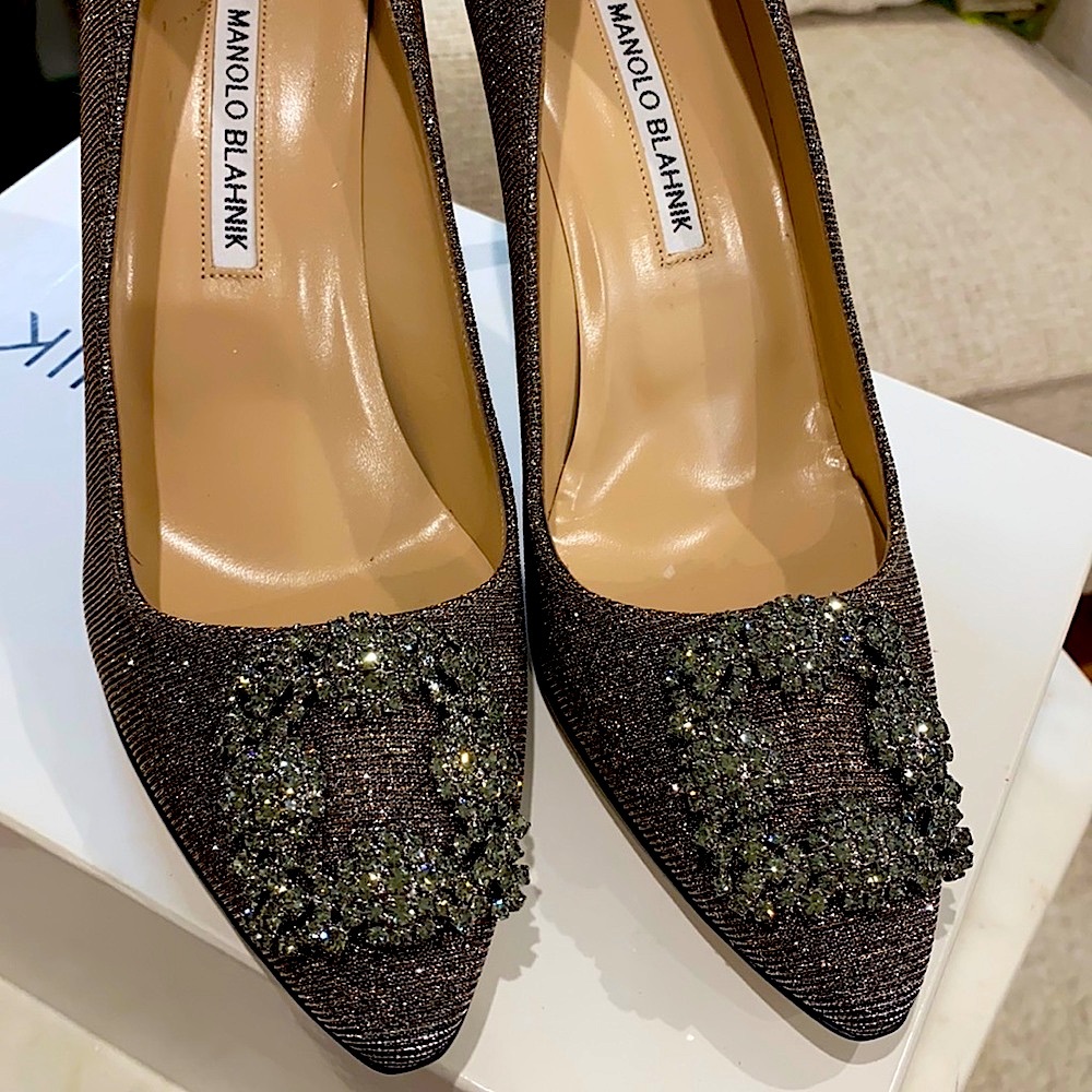 Manolo Blahnik Hangisi Bronze NIB